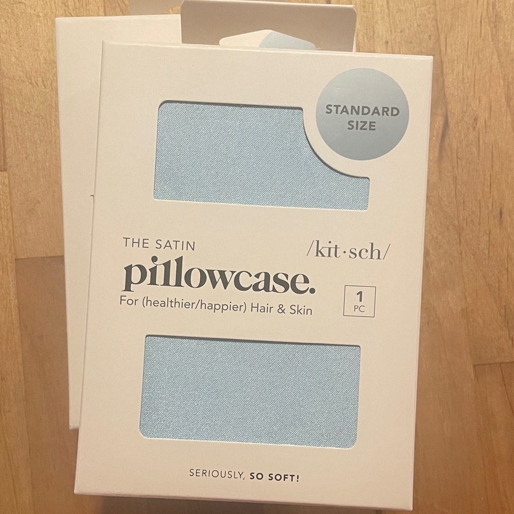 Kitsch Satin Pillowcase - Light Blue